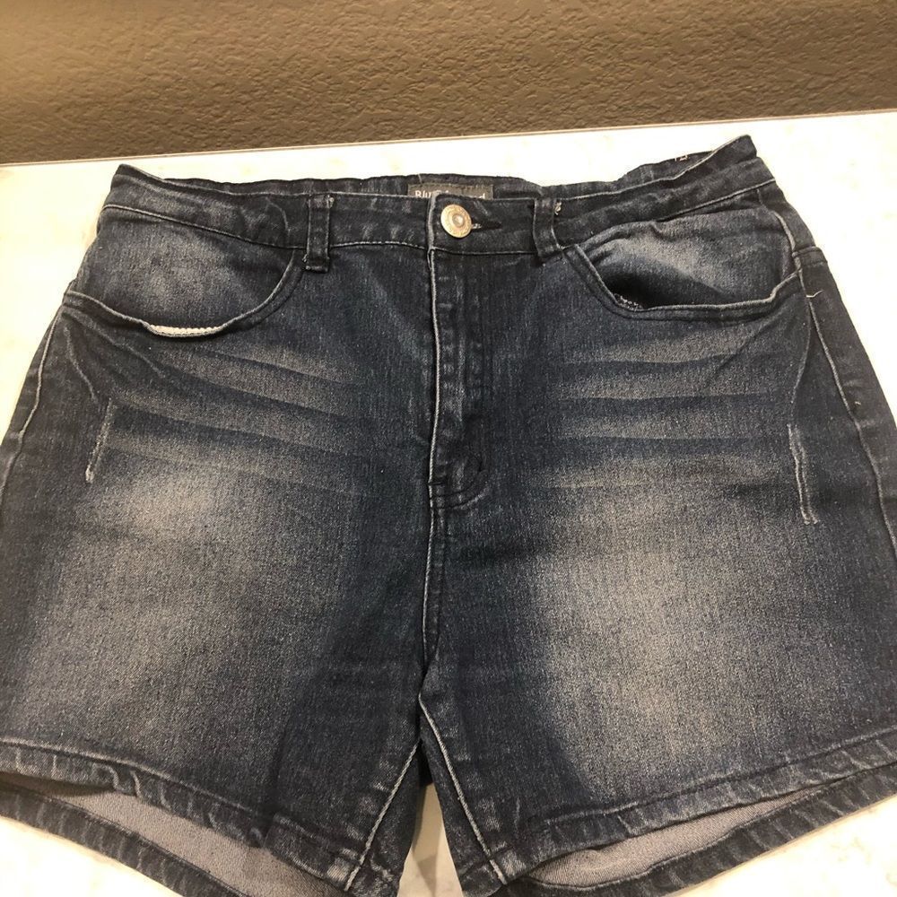 Like New  Denim Jean Shorts Size 8